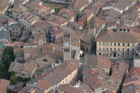 incontri gay poggibonsi|Siena: axp ospito poggibonsi